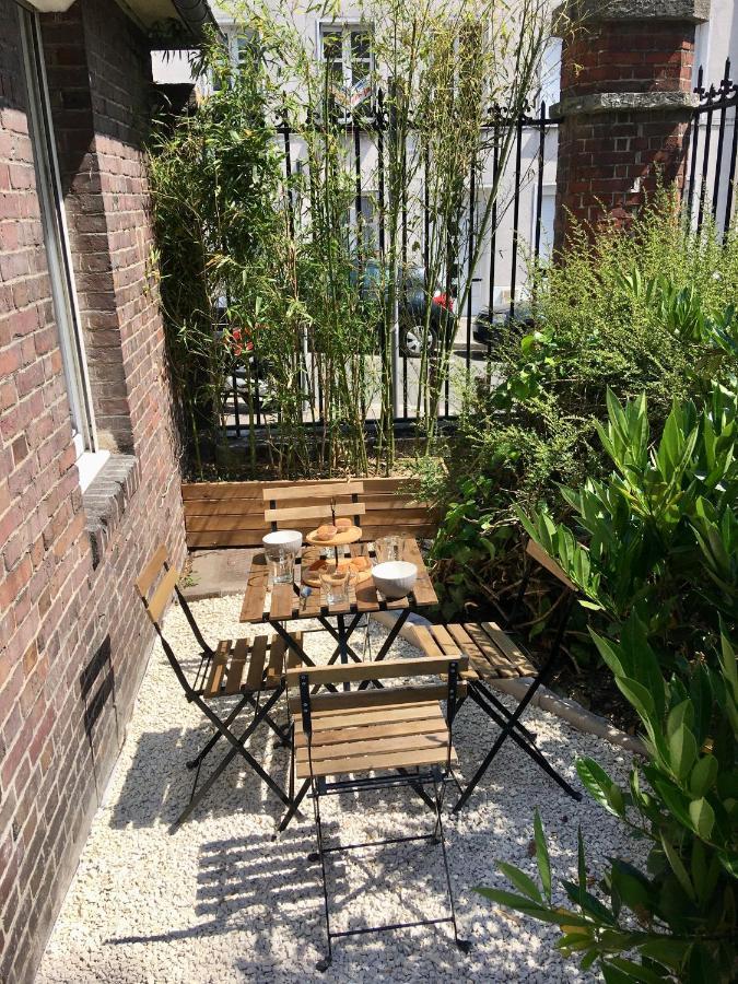 La Cabane Urbaine Et Son Jardin ルーアン エクステリア 写真